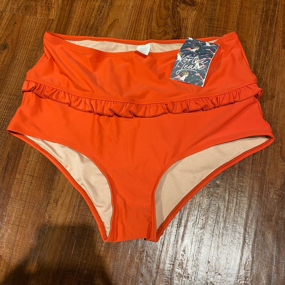 Kortni Jeane Mid Ruffle Bottoms